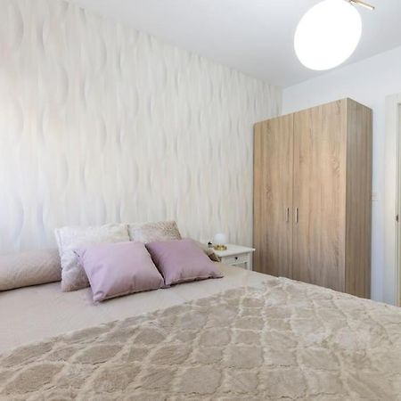 Appartement Neptuno Deluxe à Grenade Extérieur photo