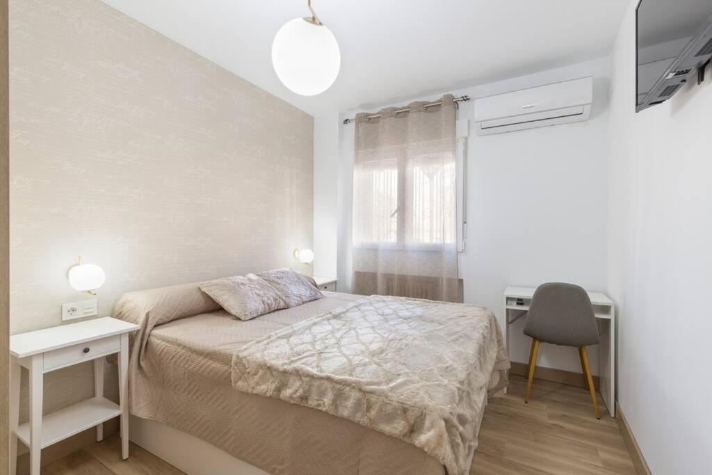Appartement Neptuno Deluxe à Grenade Extérieur photo